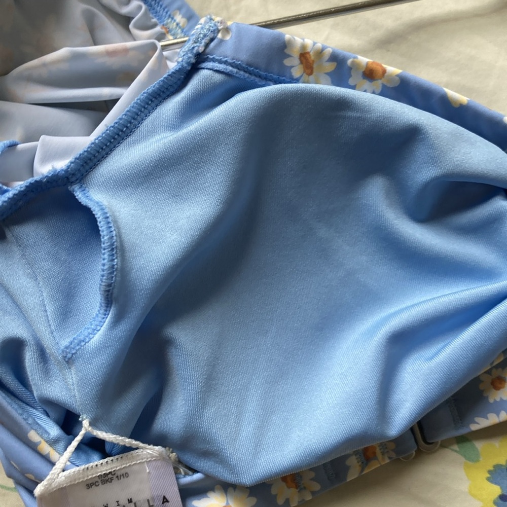 NWT Billabong Blue Floral Tie-Front Bikini Top - Picture 12 of 12
